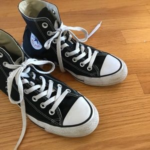 Converse  Chuck Taylor High Top Size 8.5